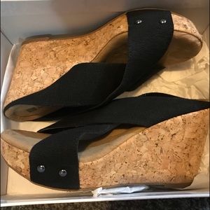 Final Price! Women’s size 8.5 wedge heels sandals
